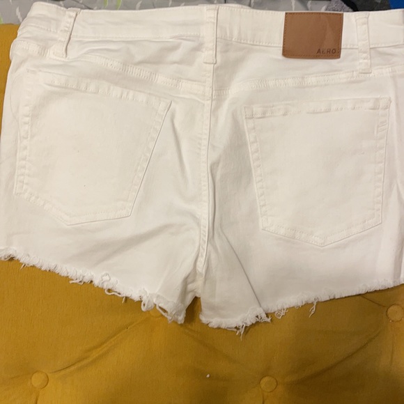 Brand new! Never used white shorts - Picture 2 of 4